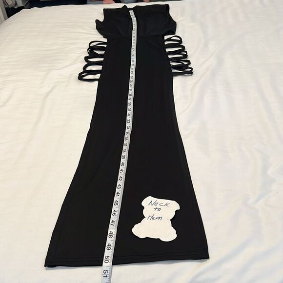 NWOT Black Cut-Out Maxi Dress size small sleeveless - Picture 8 of 9